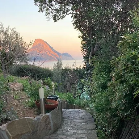 Σπίτι διακοπών The Of Rising Sun With A Stunning Sea View Porto Taverna