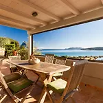 The Of Rising Sun With A Stunning Sea View Nyaraló