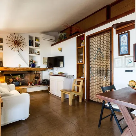 Prázdninový dům The Of Rising Sun With A Stunning Sea View Porto Taverna